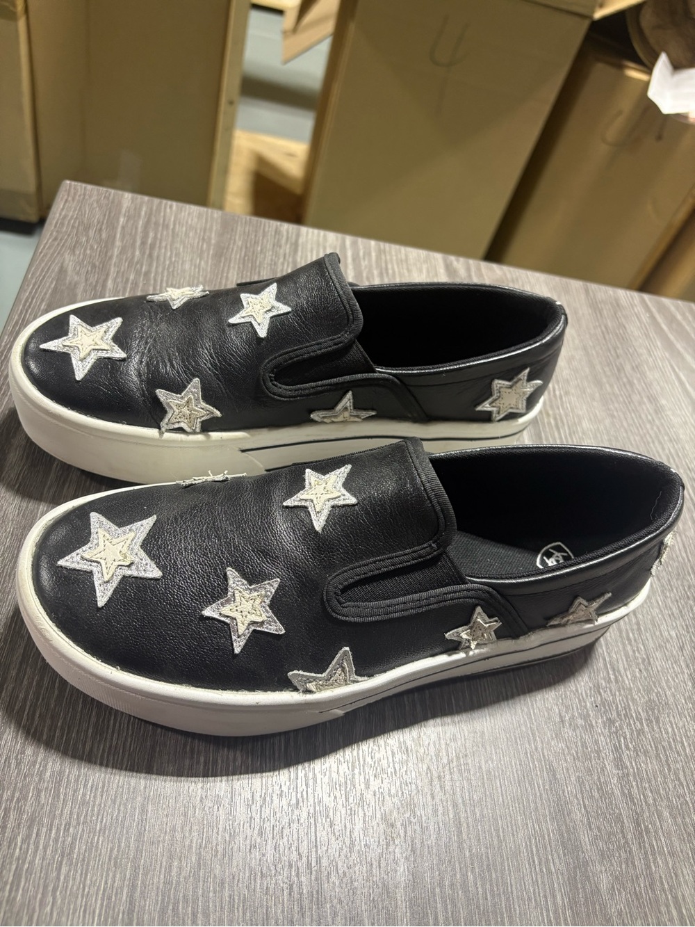 Ariat Black Leather Star Slip-On Flats 9M
